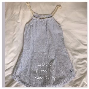 Girls dress
